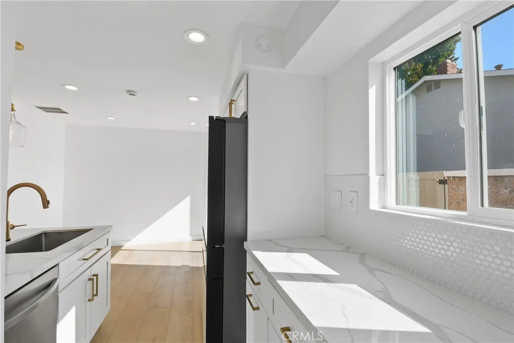 Additional image 50 of 9962 Continental Drive, Huntington Beach, CA 92646