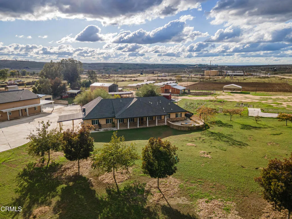 Additional image 4 of 102 Anna Lane, Bakersfield, CA 93308