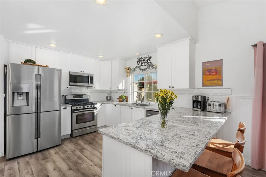 Additional image 43 of 896 Monarch Dr, Corona, CA 92879