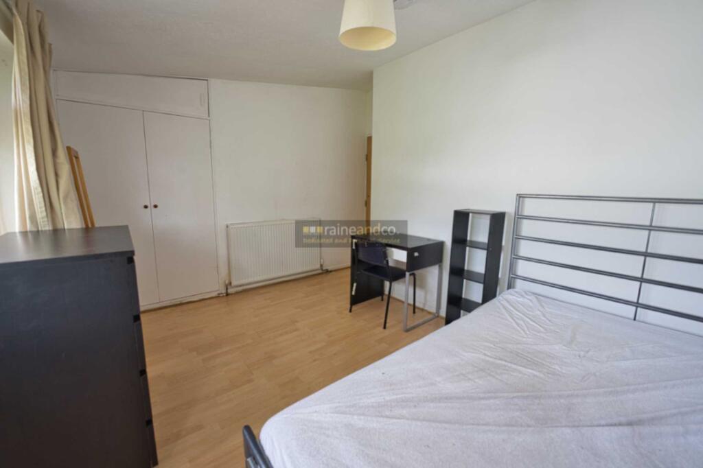 Additional image 10 of Travellers Lane, Hatfield