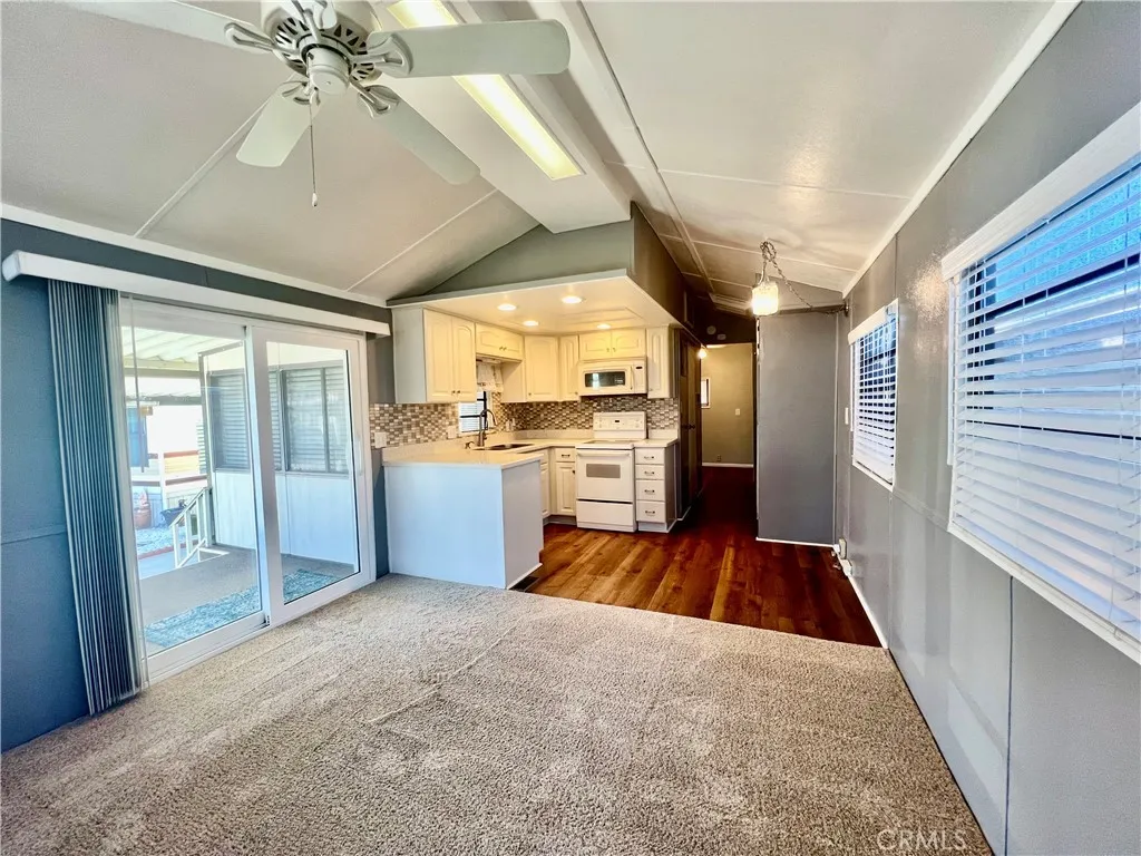 Additional image 7 of 1295 S Cawston Ave Unit 263, Hemet, CA 92545