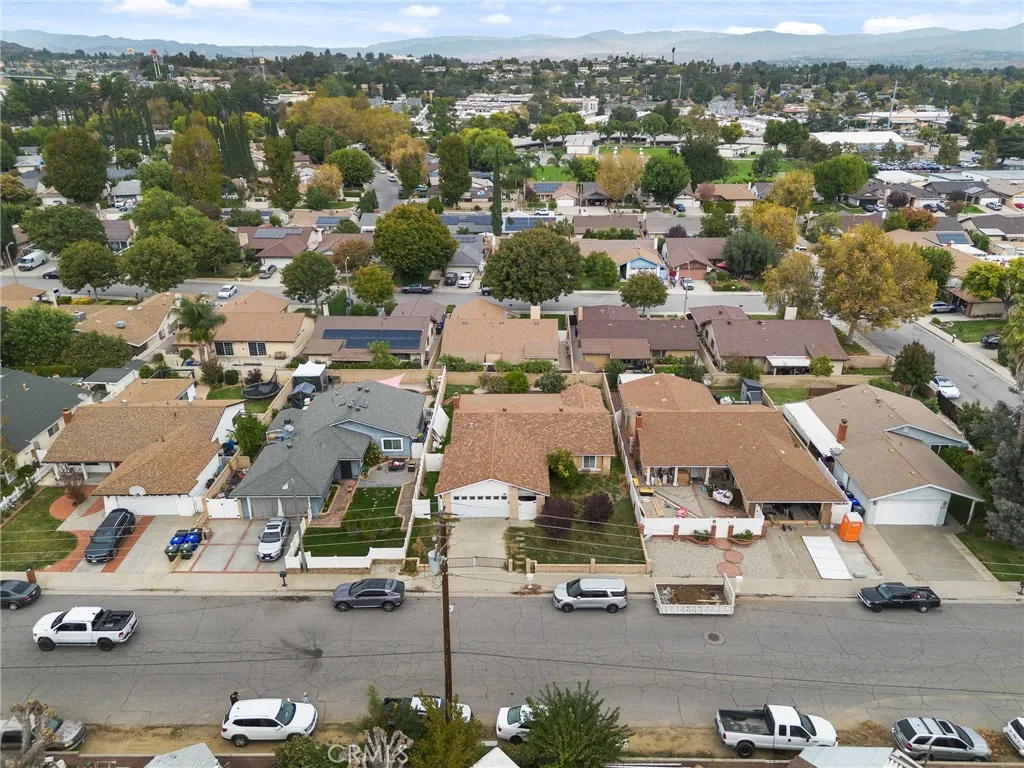 Additional image 52 of 24311 Wabuska St, Newhall, CA 91321