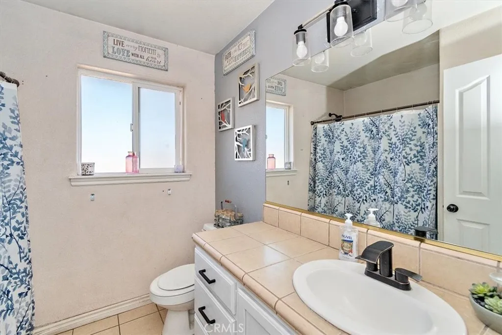 Additional image 15 of 12730 Fir Street, Oak Hills, CA 92344