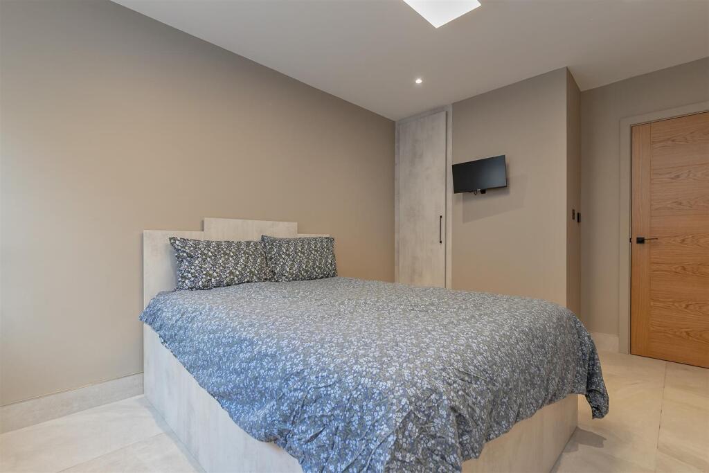 Additional image 34 of South Riding, Bricket Wood, St. Albans