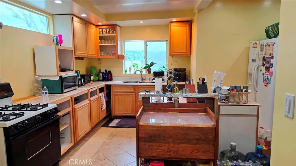 Additional image 40 of 787 Terrace 49 Ter, Los Angeles, CA 90042