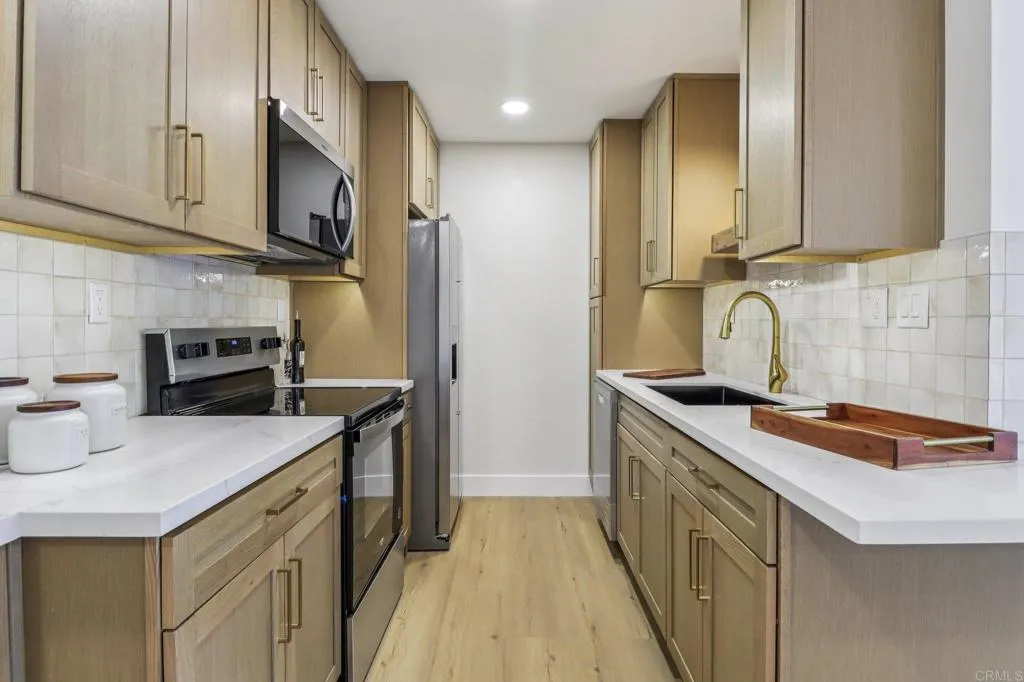 Additional image 15 of 6455 La Jolla Boulevard Unit 122, La Jolla, CA 92037