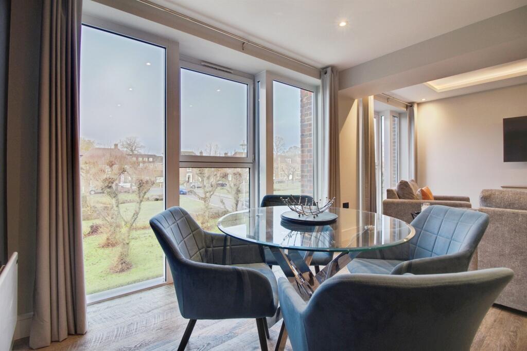 Additional image 8 of Parkway, Welwyn Garden City