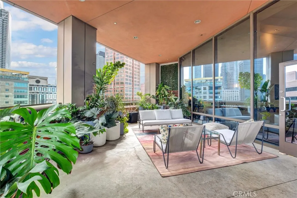 Additional image 98 of 1100 Wilshire Boulevard Unit 1705, Los Angeles, CA 90017