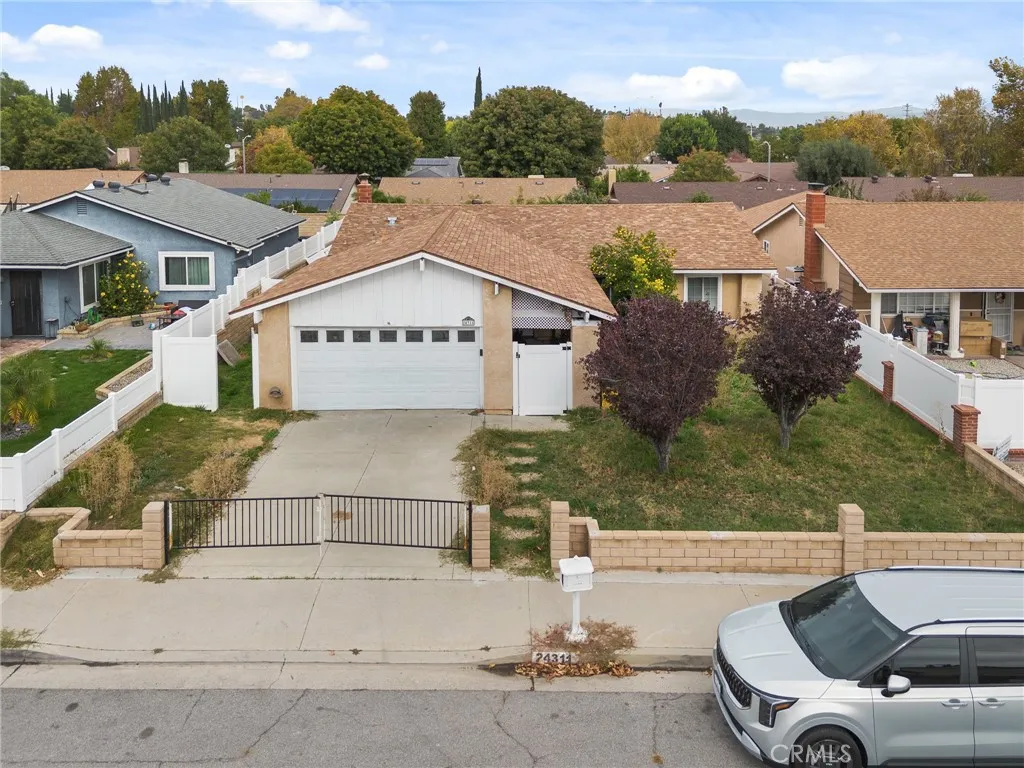 Additional image 2 of 24311 Wabuska St, Newhall, CA 91321