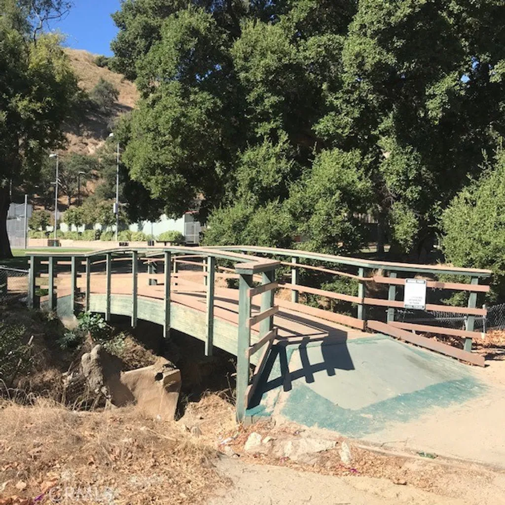 Property image for Lincoln, Val Verde, CA 91384