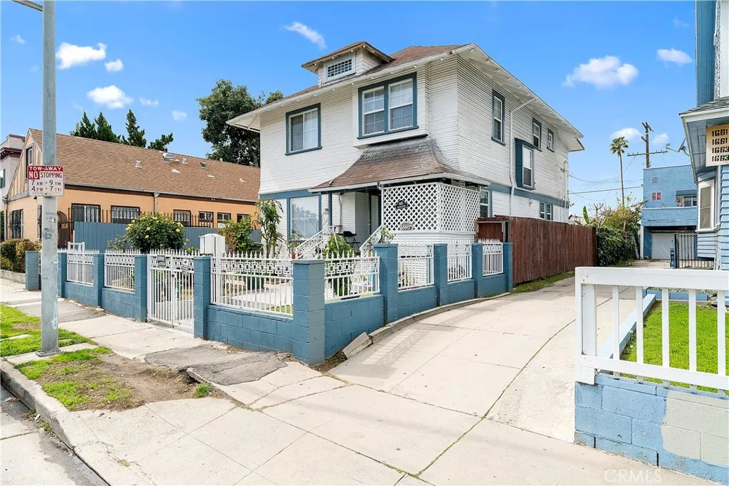 Additional image 29 of 1665 Arlington, Los Angeles, CA 90019