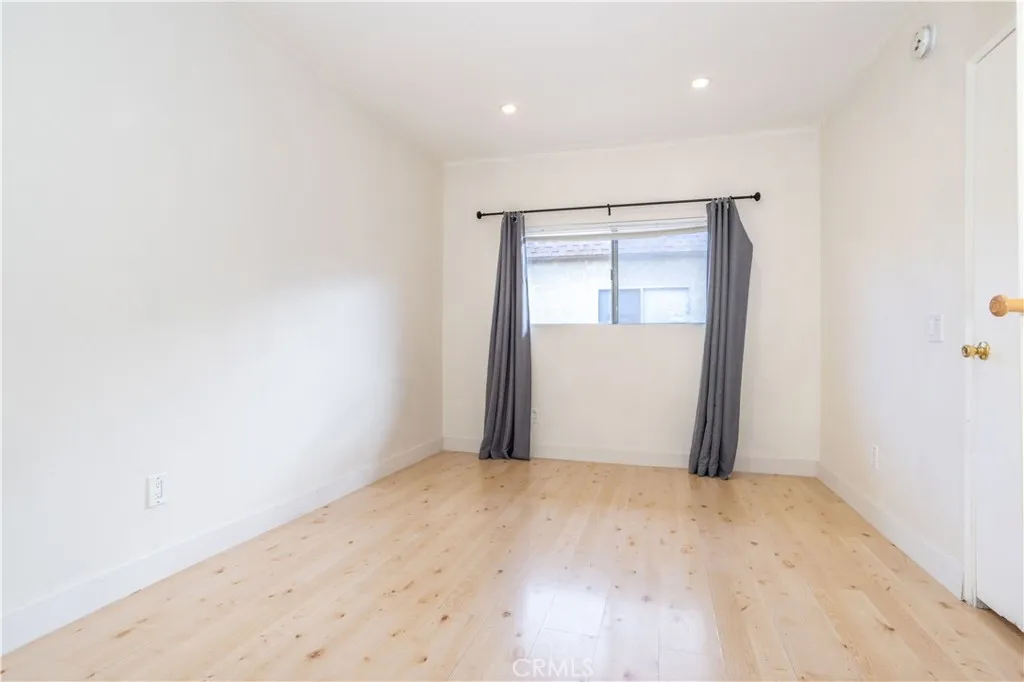 Additional image 31 of 6255 Woodman ave Unit 207, Valley Glen, CA 91401