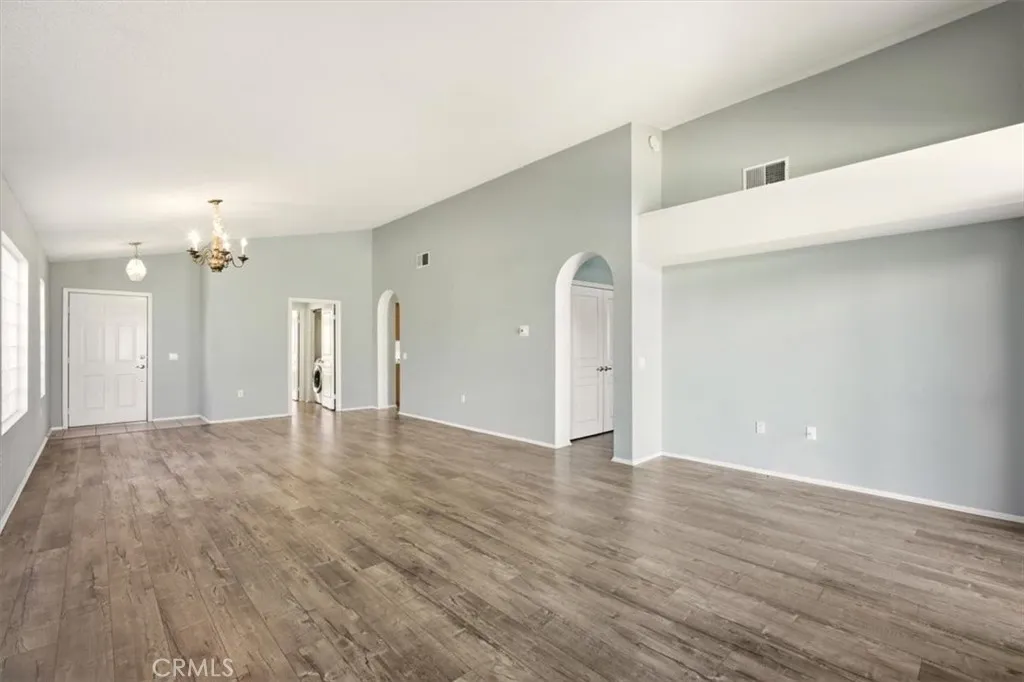 Additional image 7 of 19146 Oak St, Apple Valley, CA 92308