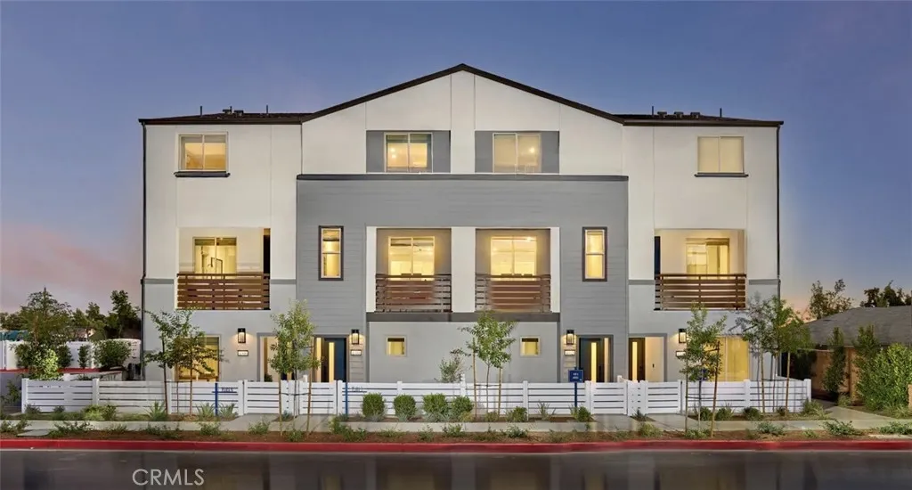 Additional image 2 of 1328 W Oakcrest Paseo, Ontario, CA 91762