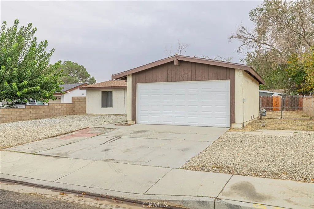 Additional image 43 of 44256 Gingham Ave, Lancaster, CA 93535