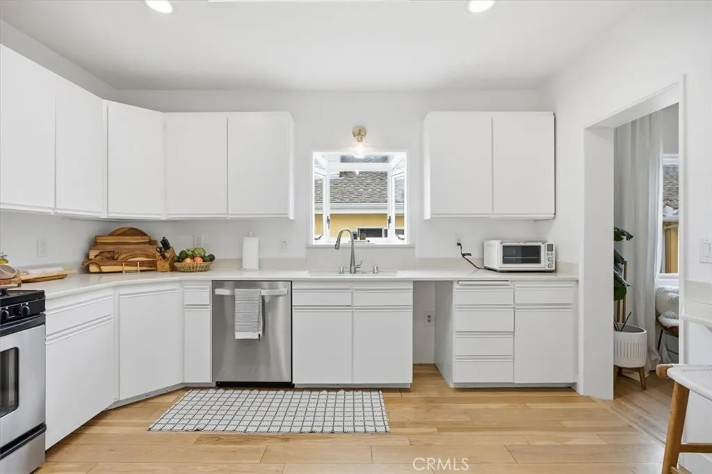 Additional image 51 of 1826 10th Street, Manhattan Beach, CA 90266