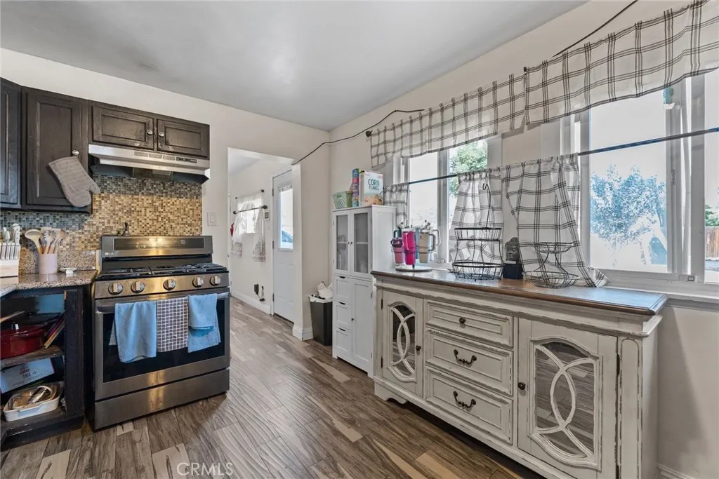 Additional image 57 of 352 E 16th St, San Bernardino, CA 92404