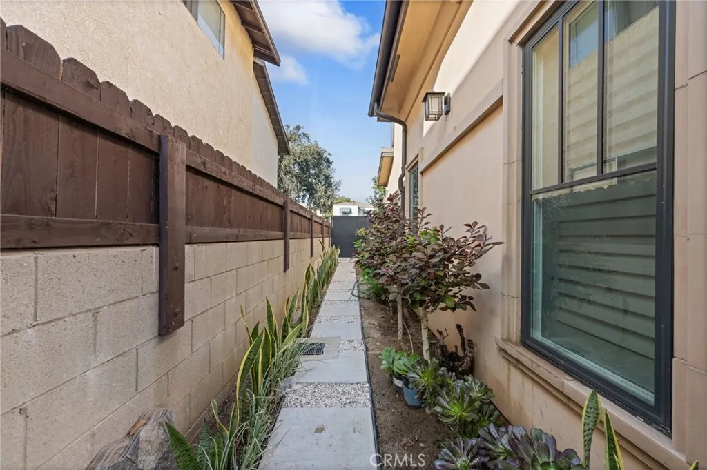 Additional image 77 of 1308 E Broadway, Glendale, CA 91205