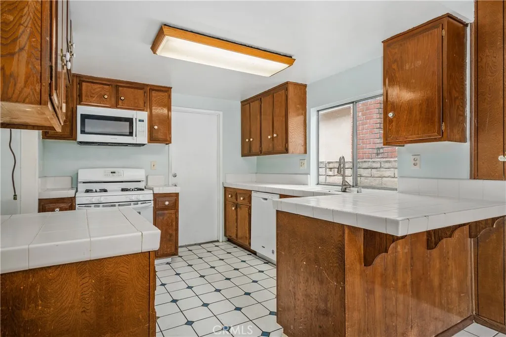 Additional image 38 of 2382 Marie, Simi Valley, CA 93065