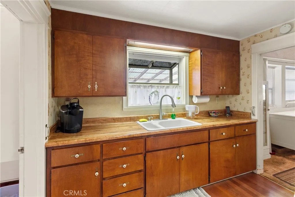 Additional image 45 of 1037 W Magnolia St W, Stockton, CA 95203