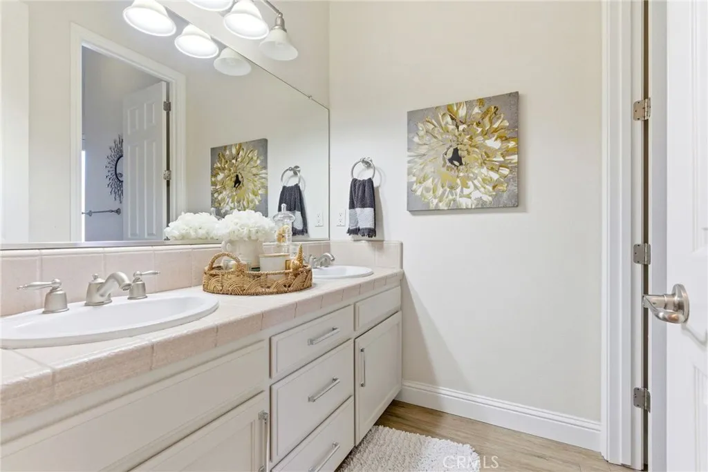 Additional image 105 of 170 W Pioneer Way, Hanford, CA 93230