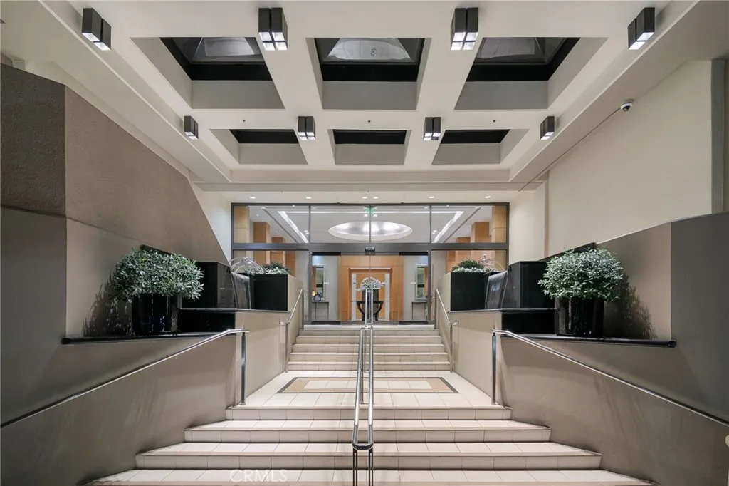 Additional image 37 of 10445 Wilshire, Los Angeles, CA 90024