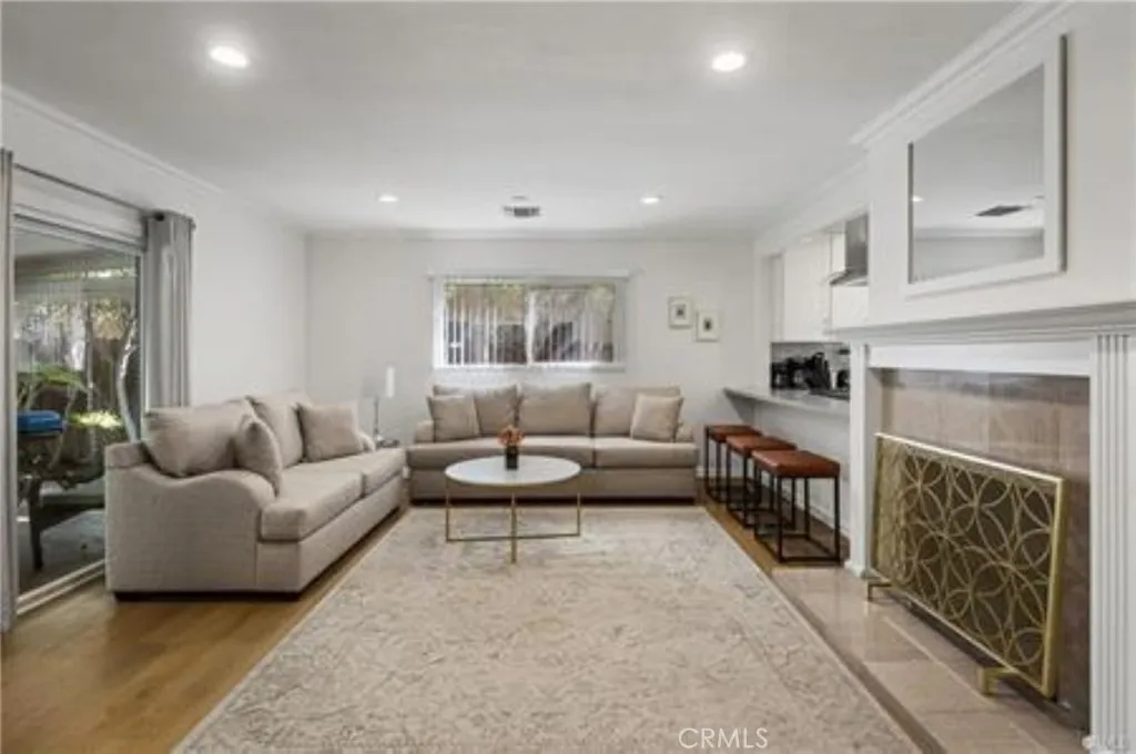 Additional image 29 of 22335 Kittridge Street, Woodland Hills, CA 91303