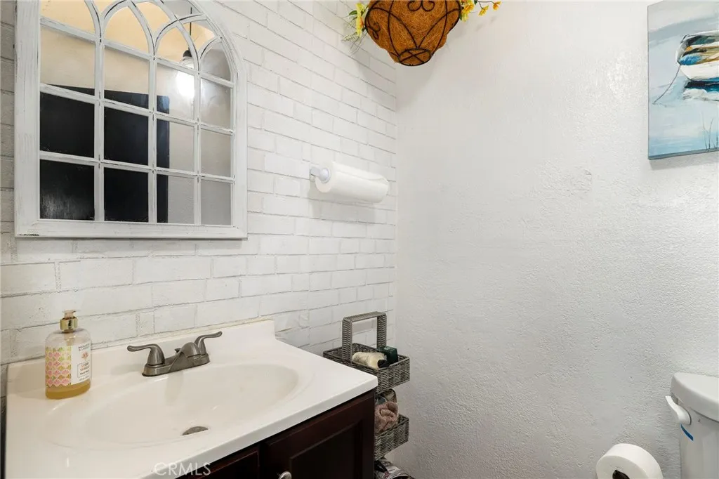 Additional image 51 of 12623 S Slater Ave, Compton, CA 90222