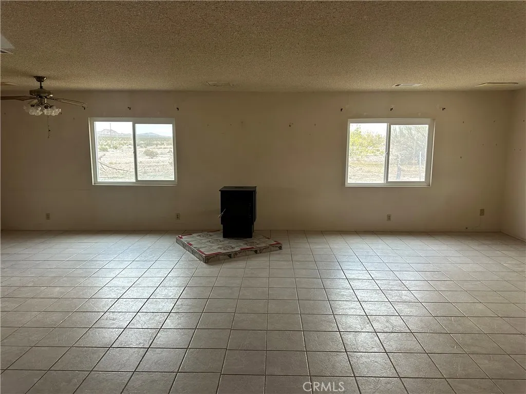 Additional image 12 of 38333 E End Rd, Lucerne Valley, CA 92356