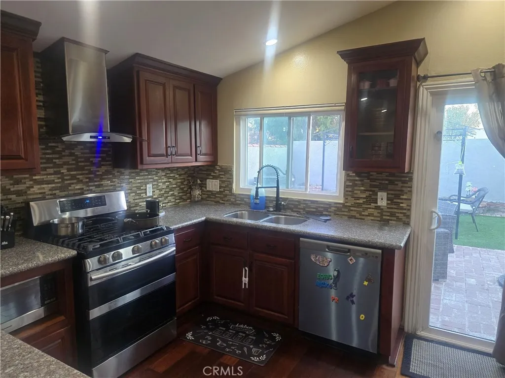 Additional image 8 of 1038 E Denwall Dr, Carson, CA 90746