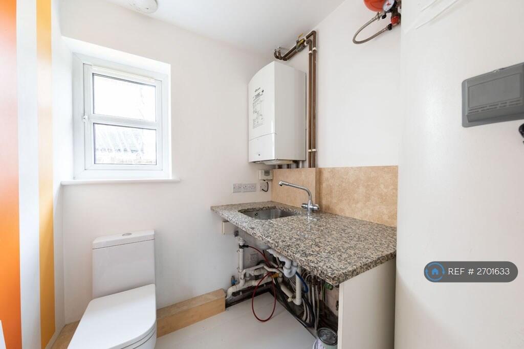 Additional image 13 of Burleigh Road, St. Albans, AL1