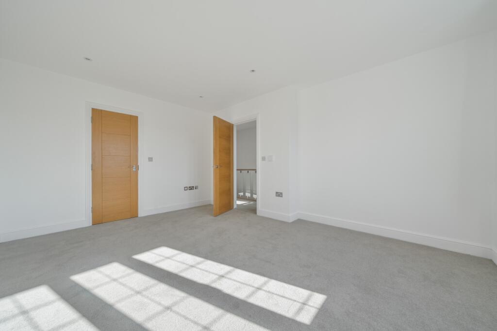 Additional image 16 of Bowers Way Harpenden AL5