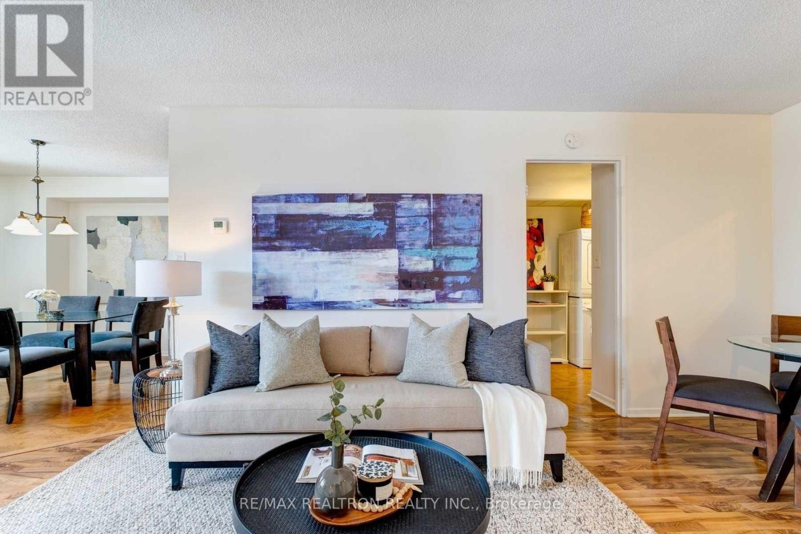 404 - 90 LING ROAD|Toronto (West Hill), Ontario M1E4Y3