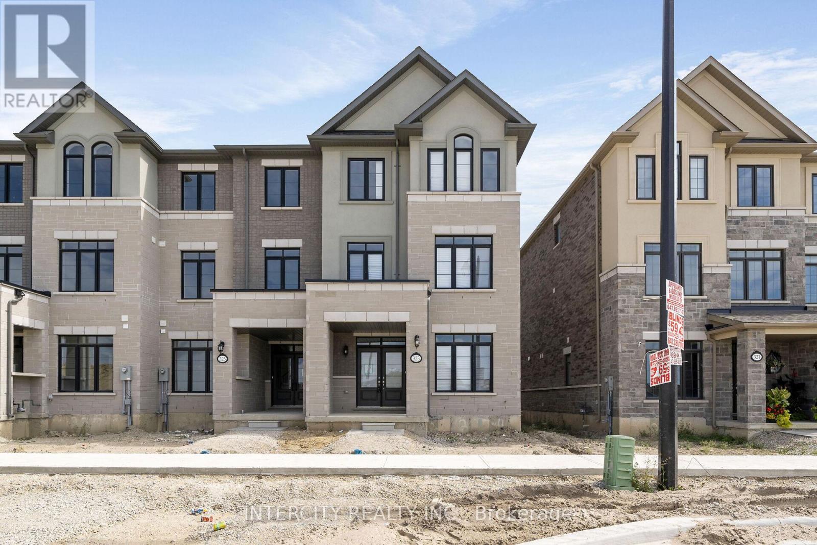 Property image for 323 INSPIRE BOULEVARD|Brampton (Sandringham-Wellington North), Ontario L6R4E6