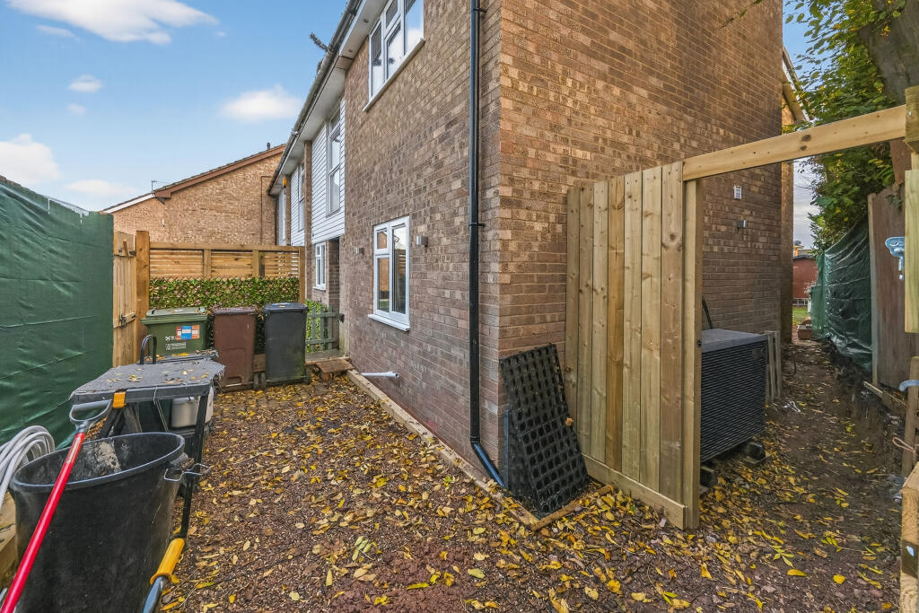 Additional image 2 of Westfield Court, St. Albans, AL4