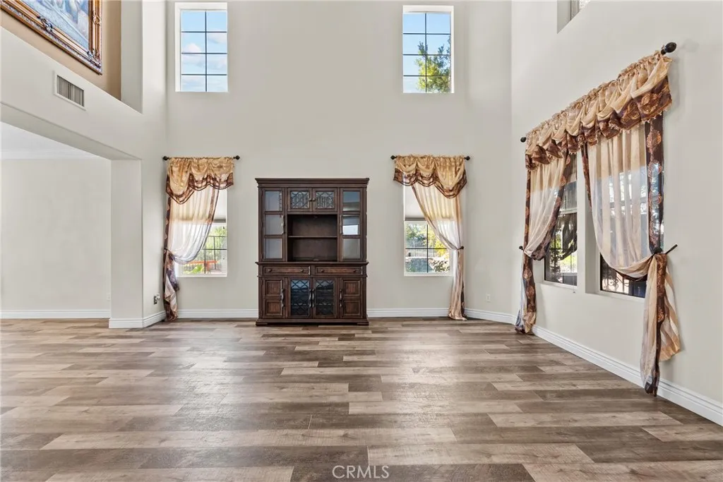 Additional image 5 of 20310 Candice Court, Canyon Country, CA 91351