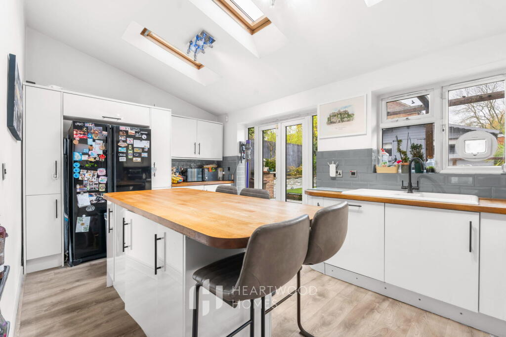 Additional image 8 of High Street, London Colney, St. Albans, AL2 1QS