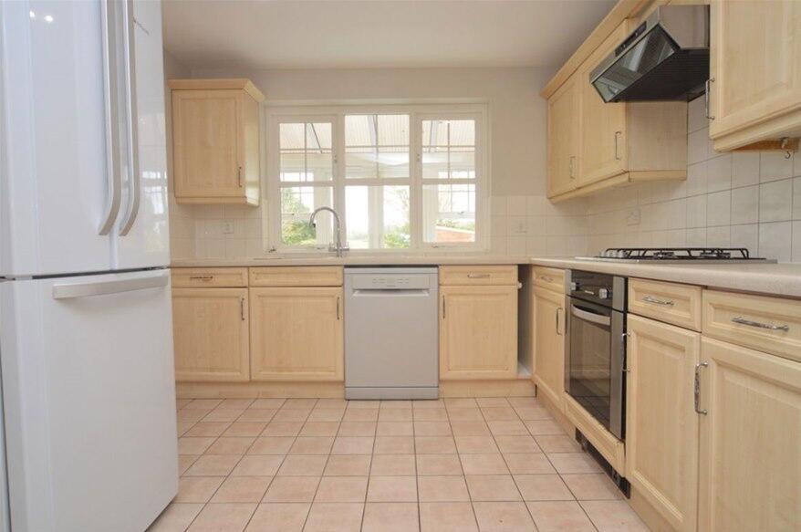 Additional image 5 of Long Fallow, St Albans, AL2