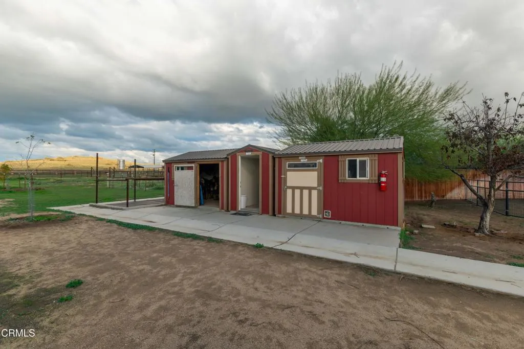 Additional image 55 of 102 Anna Lane, Bakersfield, CA 93308