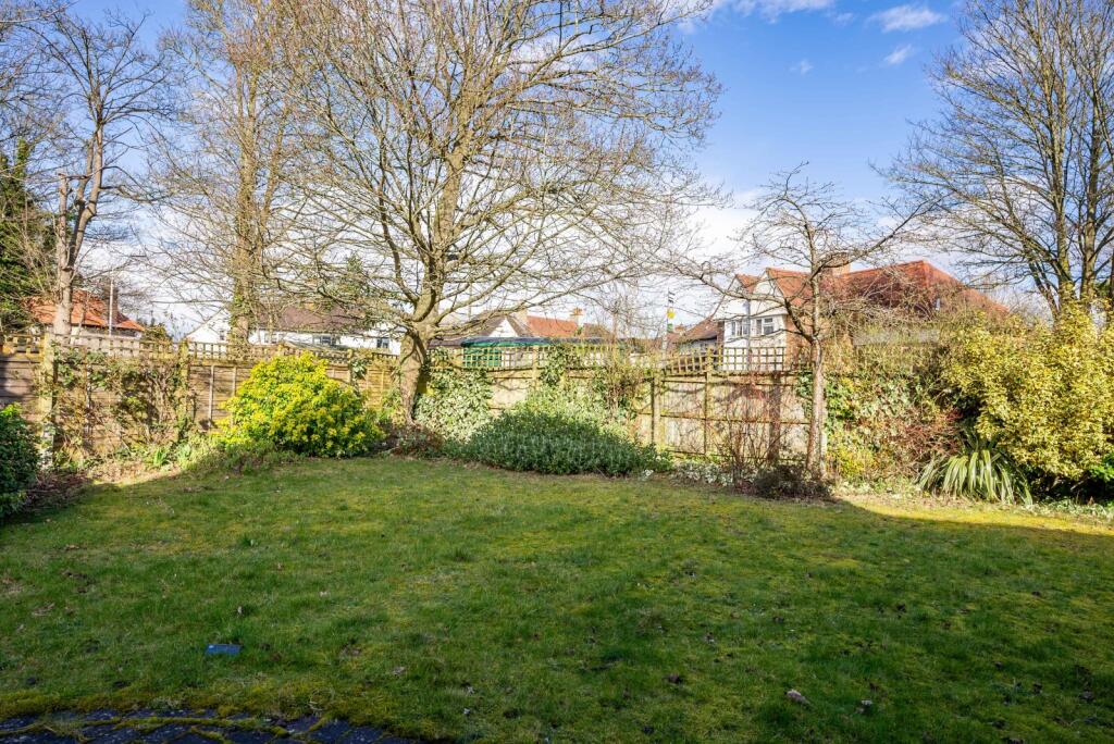 Additional image 14 of Lavender Crescent, St Albans, Herts, AL3