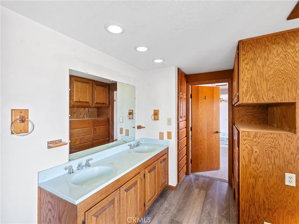 Additional image 60 of 29595 Cove Rd, Lucerne Valley, CA 92356