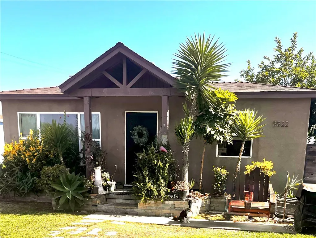 Additional image 2 of 8822 Oak St, Bellflower, CA 90706