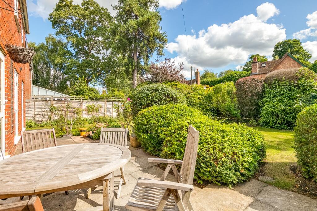 Additional image 18 of Elmoor Avenue, Welwyn, Hertfordshire, AL6 9PA