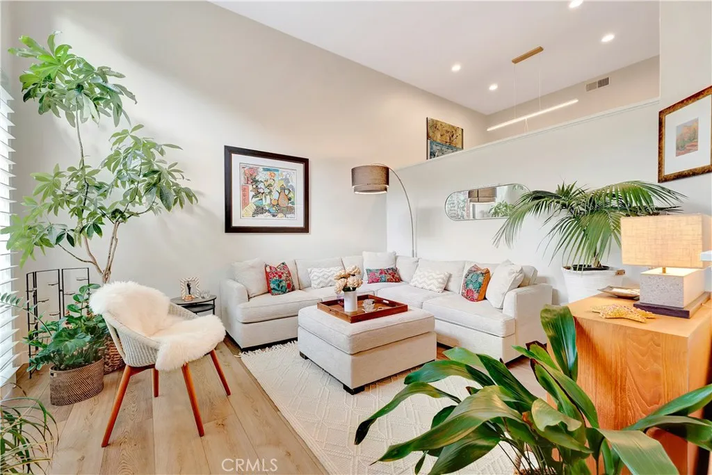 Additional image 4 of 6251 Surfpoint Cir, Huntington Beach, CA 92648