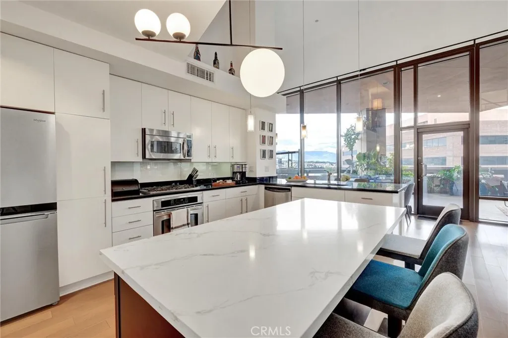 Additional image 71 of 1100 Wilshire Boulevard Unit 1705, Los Angeles, CA 90017