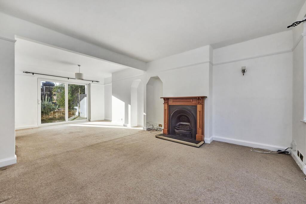 Additional image 2 of Cross Way, Harpenden, Herts, AL5