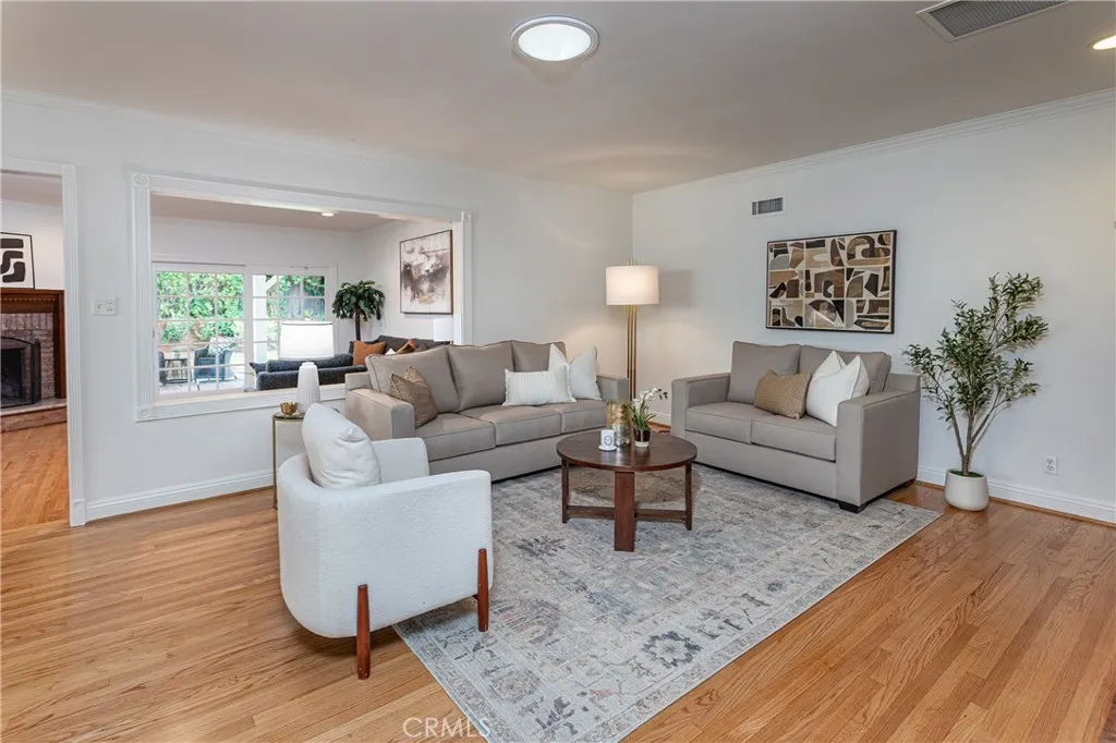 Additional image 6 of 842 Cornell Dr, Burbank, CA 91504