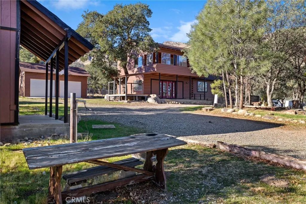 Additional image 2 of 3300 Cook Peak Road, Lake Isabella, CA 93240