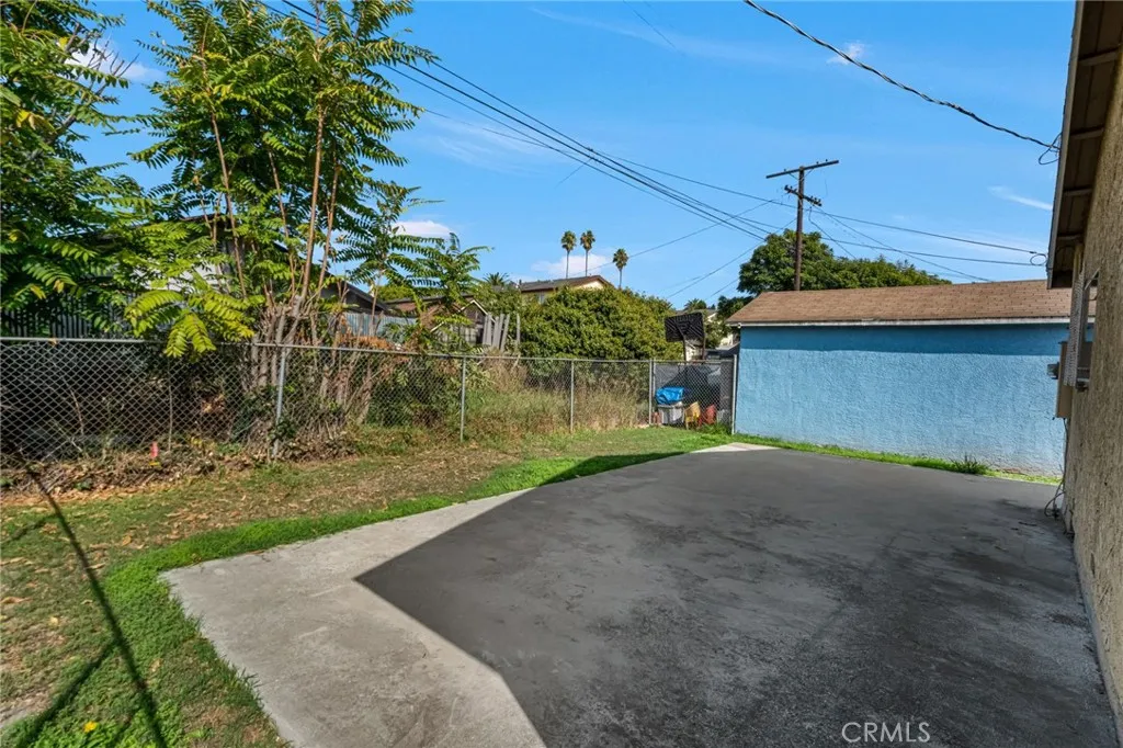 Additional image 36 of 323 E 102nd St., Los Angeles, CA 90003