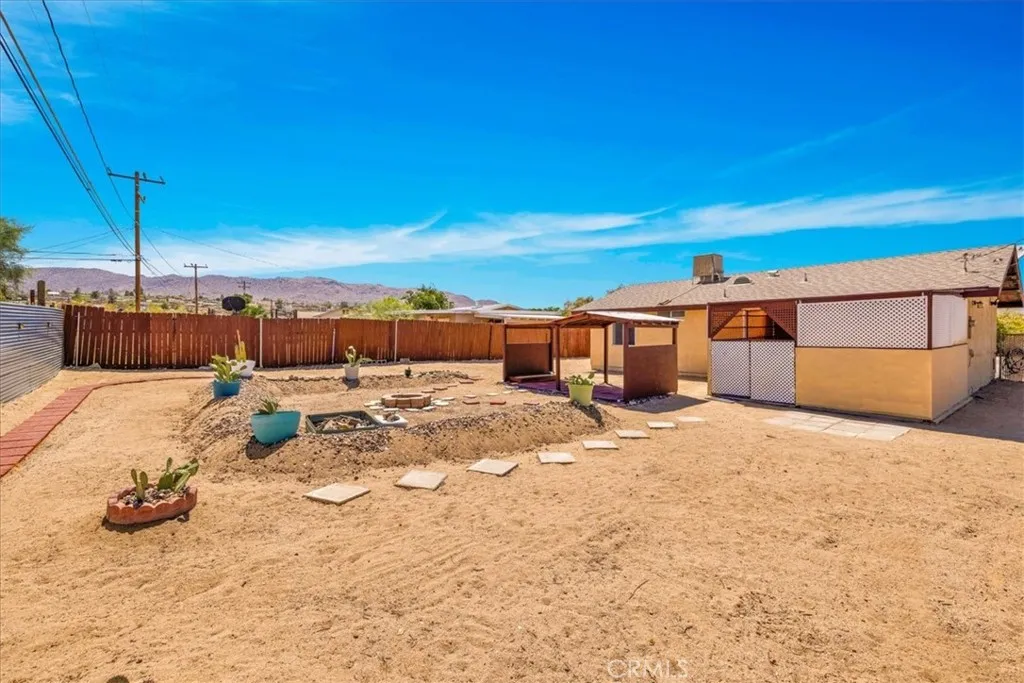 Additional image 25 of 61945 Grand View Circle, Joshua Tree, CA 92252